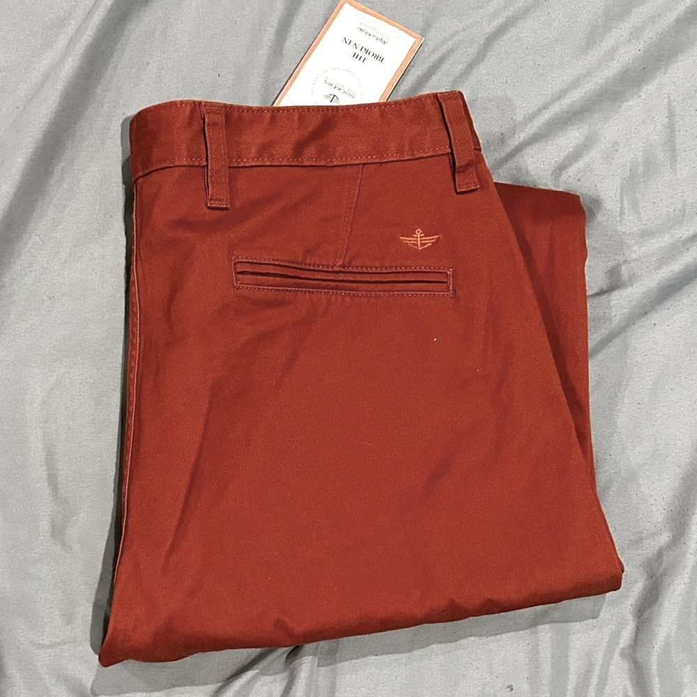 Dockers Slim Tapered Broken In Khakis 36x34